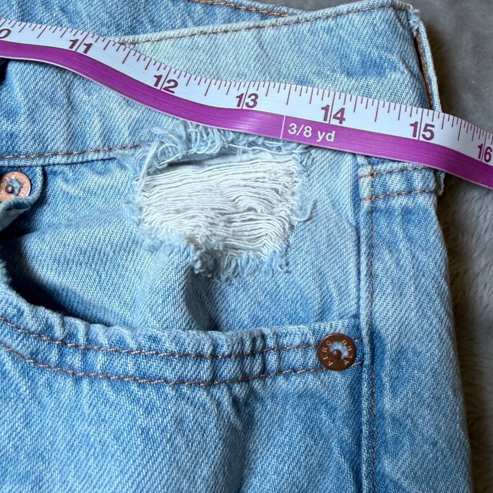 Aeropostale Womens Size 6 Mom Jeans Blue Denim Distressed Ripped High Rise Fray - Picture 9 of 16